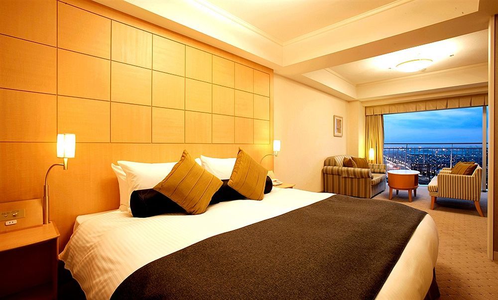 Emion Tokyo Bay Hotel 4*